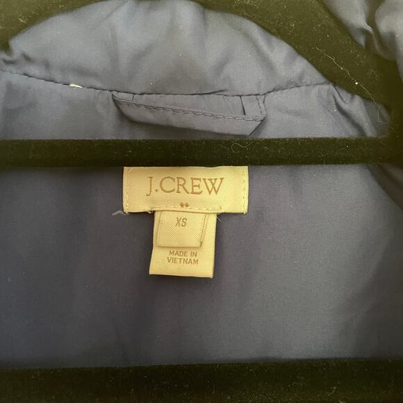 J. Crew Quilted Puffer Vest in Navy Blue Sz XS Preppy Fall Fashion Pockets - Picture 5 of 10